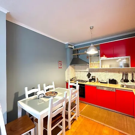 Central Inn Home Tirana 公寓 地拉那