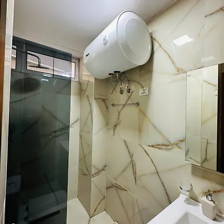 דירה Central Inn Home Tirana טיראנה