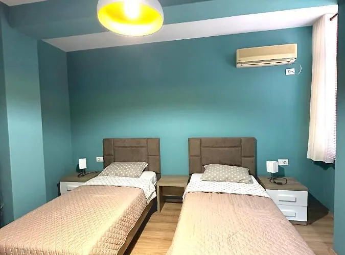 Central Inn Home Tirana Apartment *